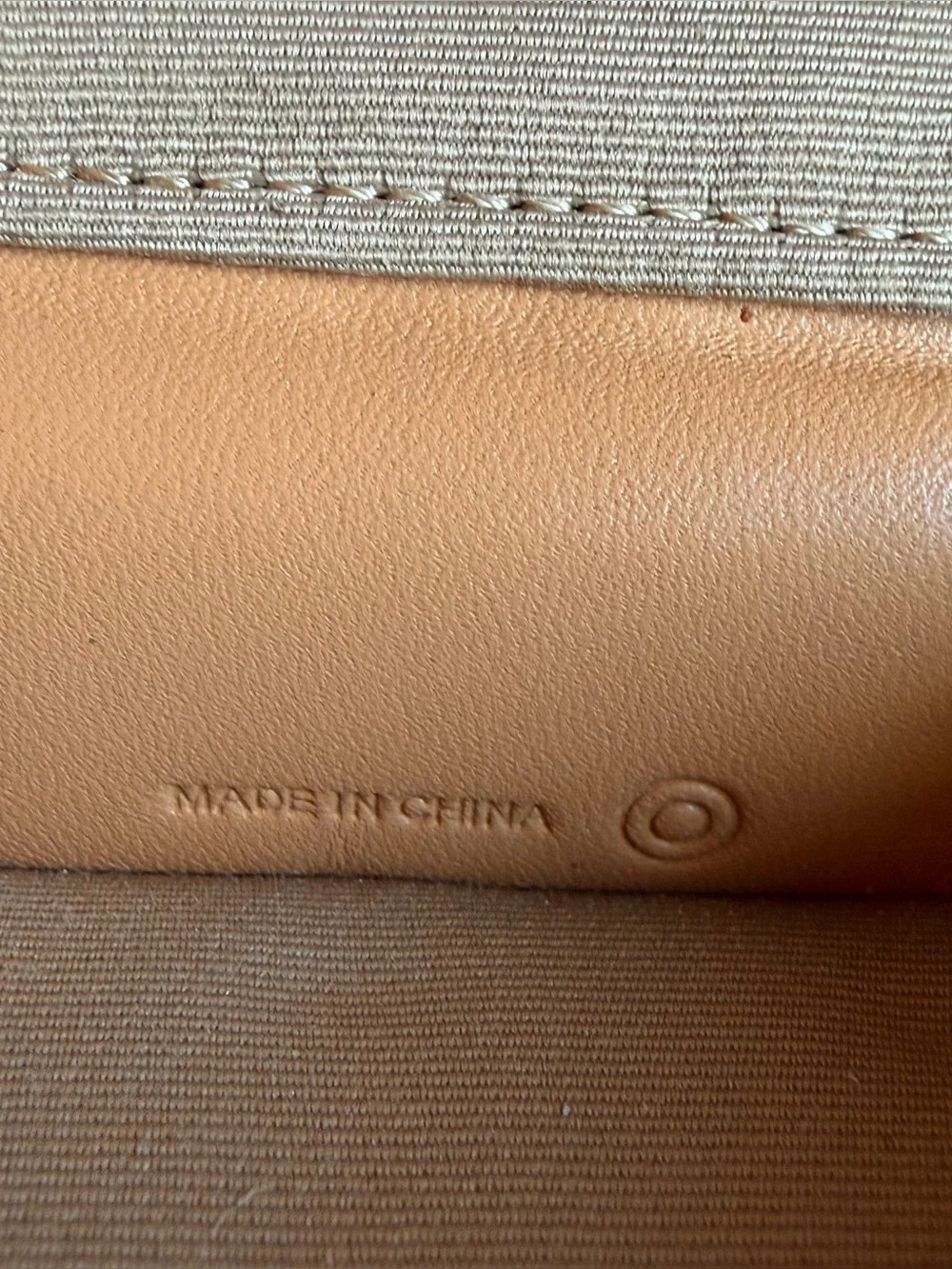 COACH Embossed Triple Pill Box #8884 Tan Leather Storage Organizer Vintage Y2K